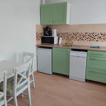 Apartment Szent Bernat Vendeghaz
