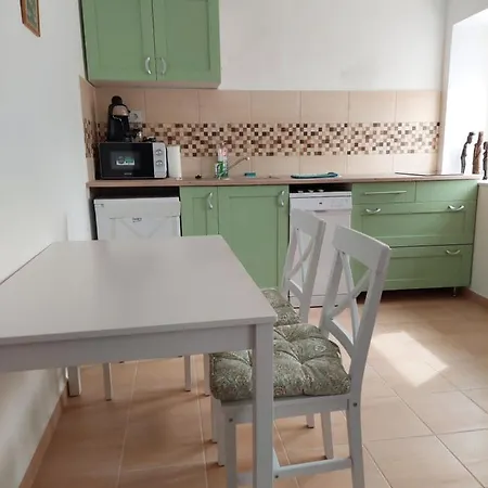 Szent Bernat Vendeghaz *