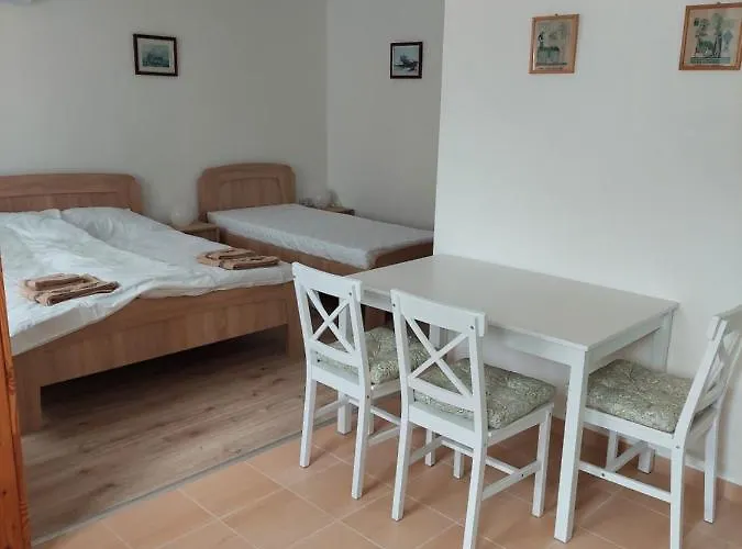 Apartmán Szent Bernat Vendeghaz *