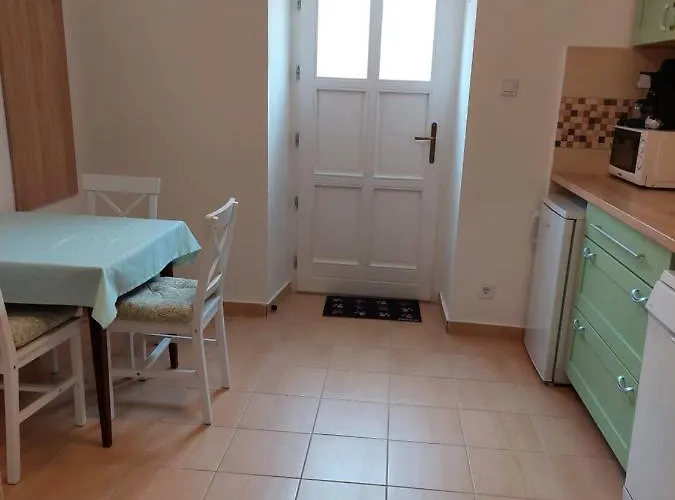 Szent Bernat Vendeghaz Апартаменты *