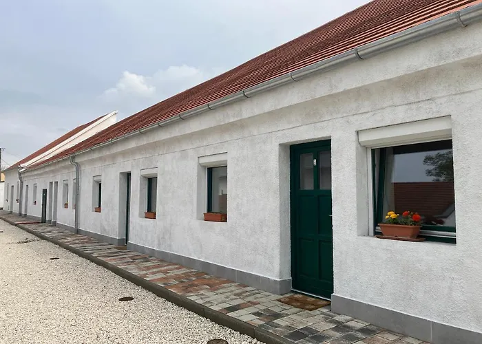 Szent Bernat Vendeghaz *